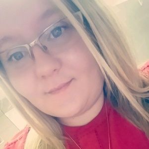 Meet your Posher, Kaitlyn